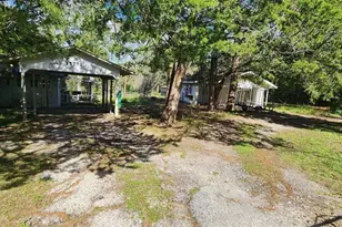 1577 US Hwy 190, Huntsville, TX 77340 - Photo 2