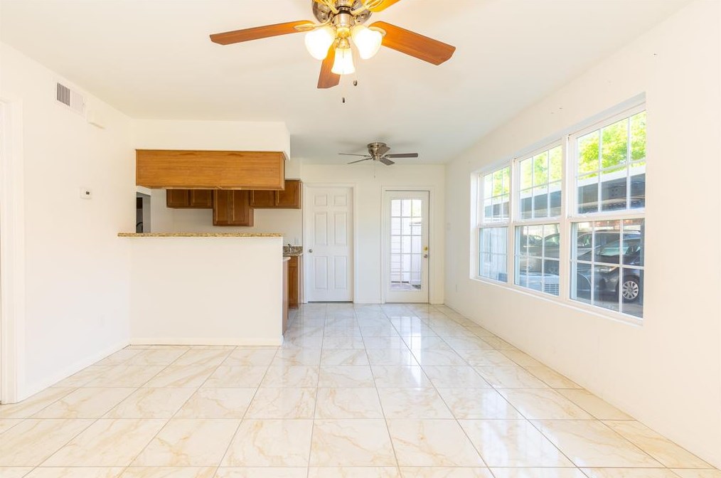 2750 Holly Hall St Apt 1906, Houston, TX 77054