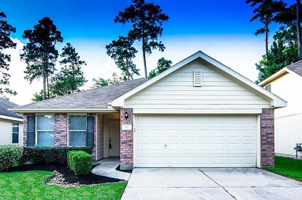 87 Hockenberry Pl, Conroe, TX 77385