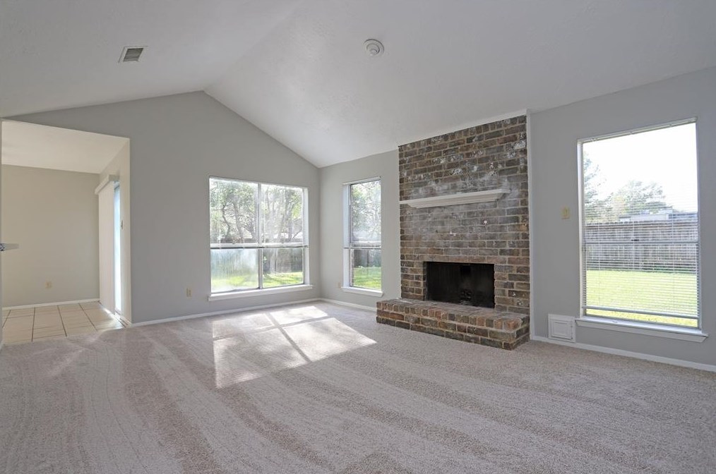15570 Pensgate St, Houston, TX 77062