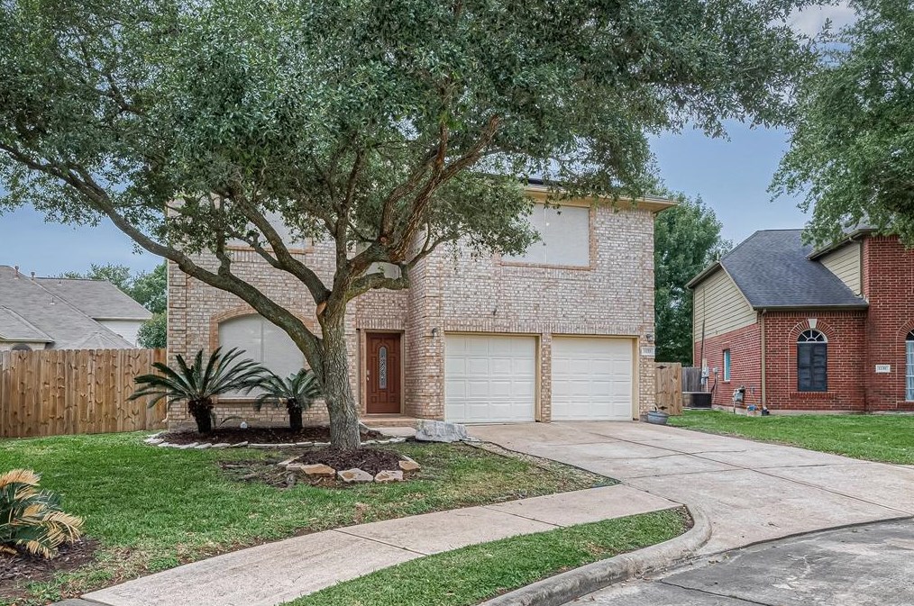 1135 Park Breeze Ct, Fresno, TX 77545-8612