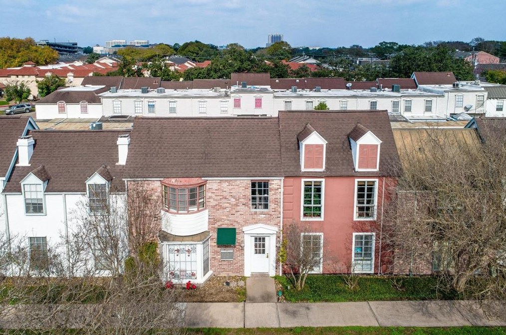 2505 Marilee Ln, Houston TX 77057-4287 exterior