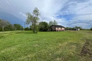 3638 County Rd 190, Rosharon, TX 77583 - Photo 1