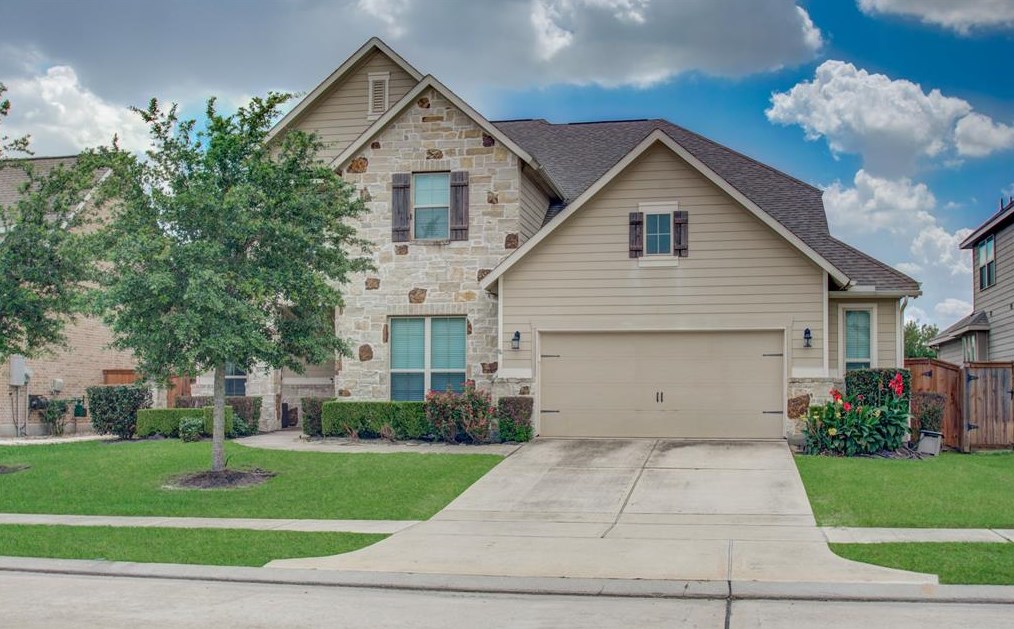 10607 Mayberry Heights Dr, Cypress, TX 77433