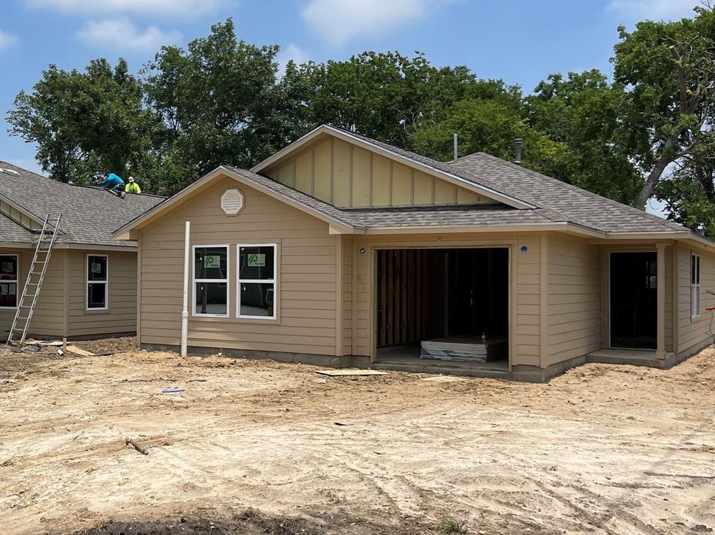 7985 Fld St, Houston TX  exterior