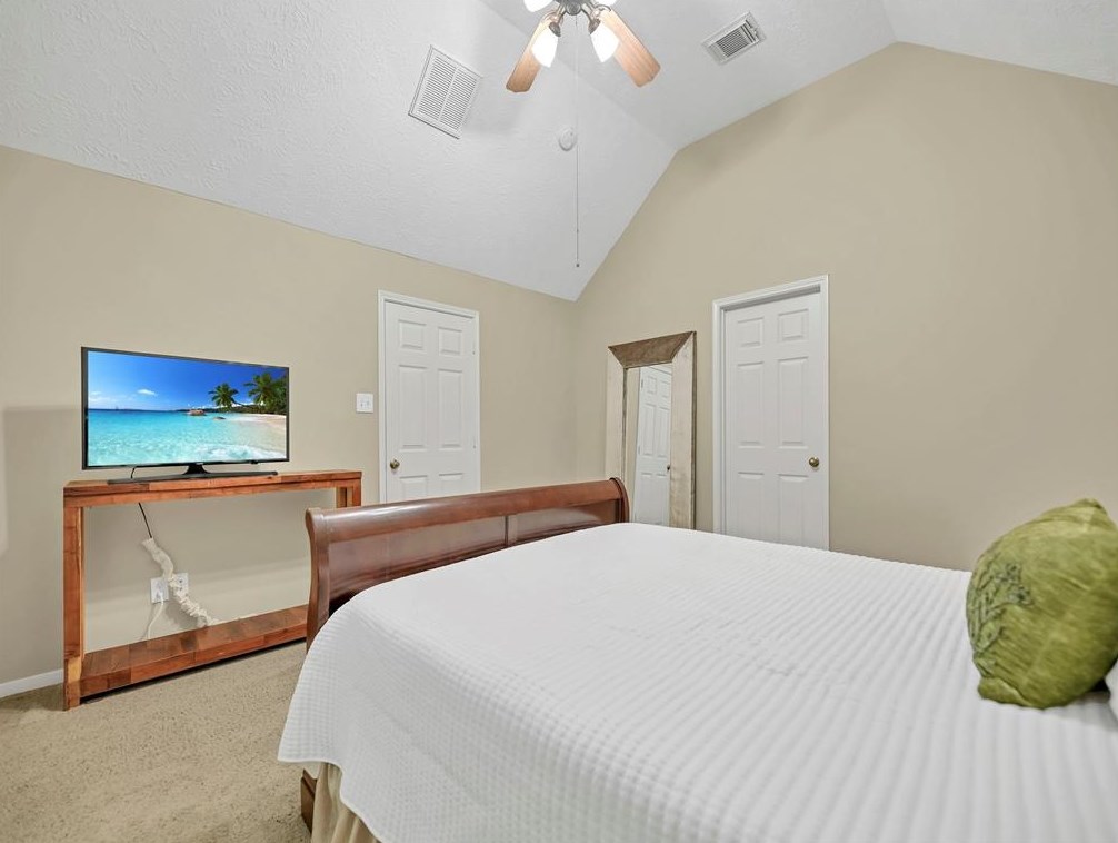 13622 Caney Spg Ln, Houston TX  77044-7290 exterior