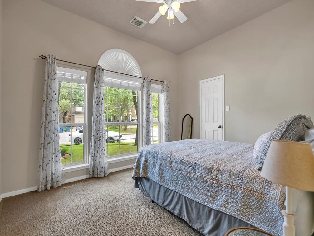 13622 Caney Spg Ln, Houston TX  77044-7290 exterior