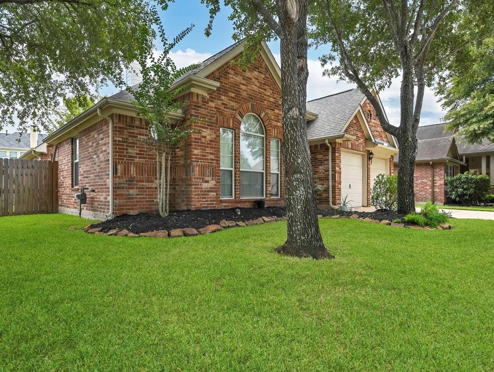 13622 Caney Springs Ln, Houston, TX 77044-7290