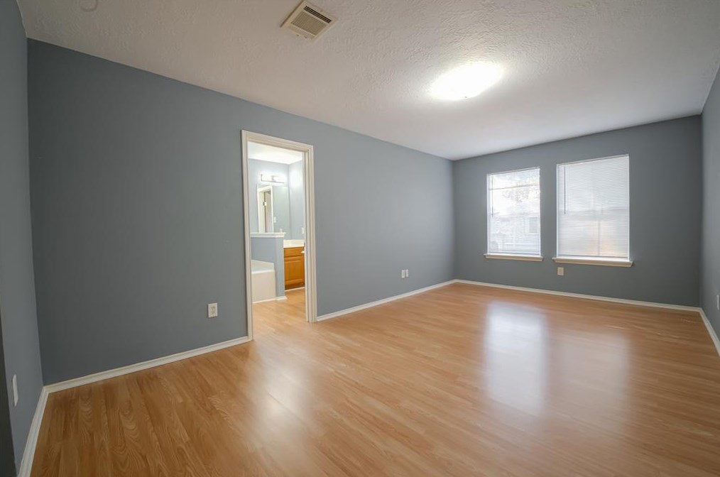 2040 Sandy Knl Dr, Missouri City TX  77489-2901 exterior