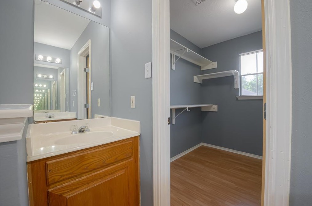 2040 Sandy Knl Dr, Missouri City TX  77489-2901 exterior