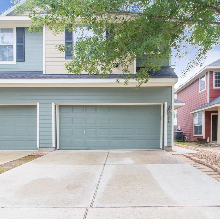 8906 Elm Drake Ln, Humble, TX 77338