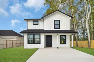 5733 Howell St, Houston, TX 77032 - Photo 2