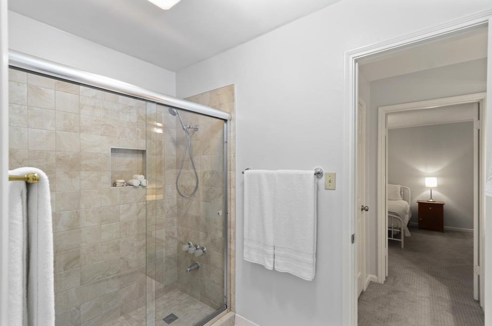 18034 Mountfield Dr, Houston TX  77084-2344 exterior