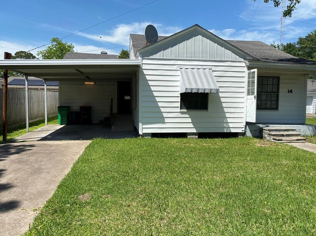 14 Cleveland St, Baytown, TX 77520-7107