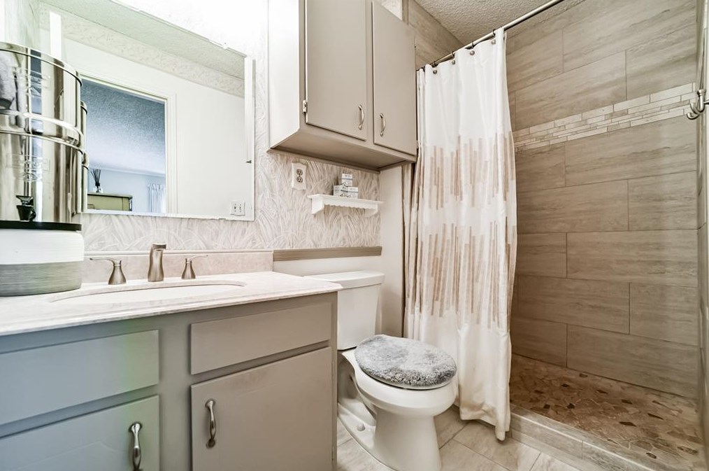 2335 Triway Ln, Houston TX 77041-7418 exterior