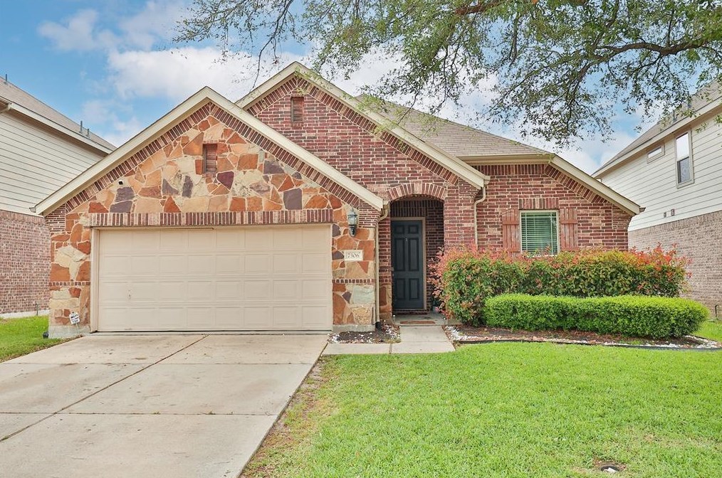 7306 Eastpoint Blvd, Baytown, TX 77521-2637