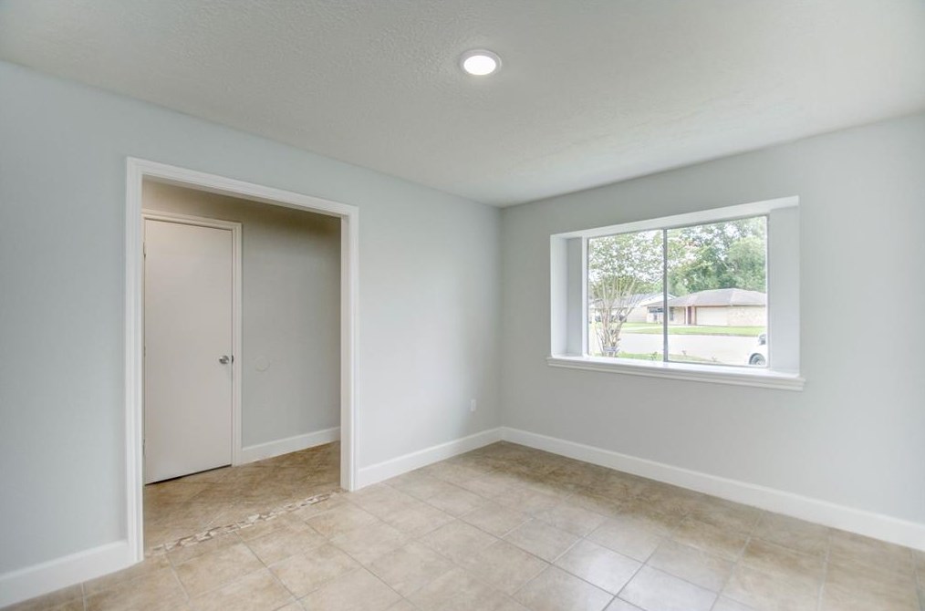 8642 Vly Ct, Houston TX exterior