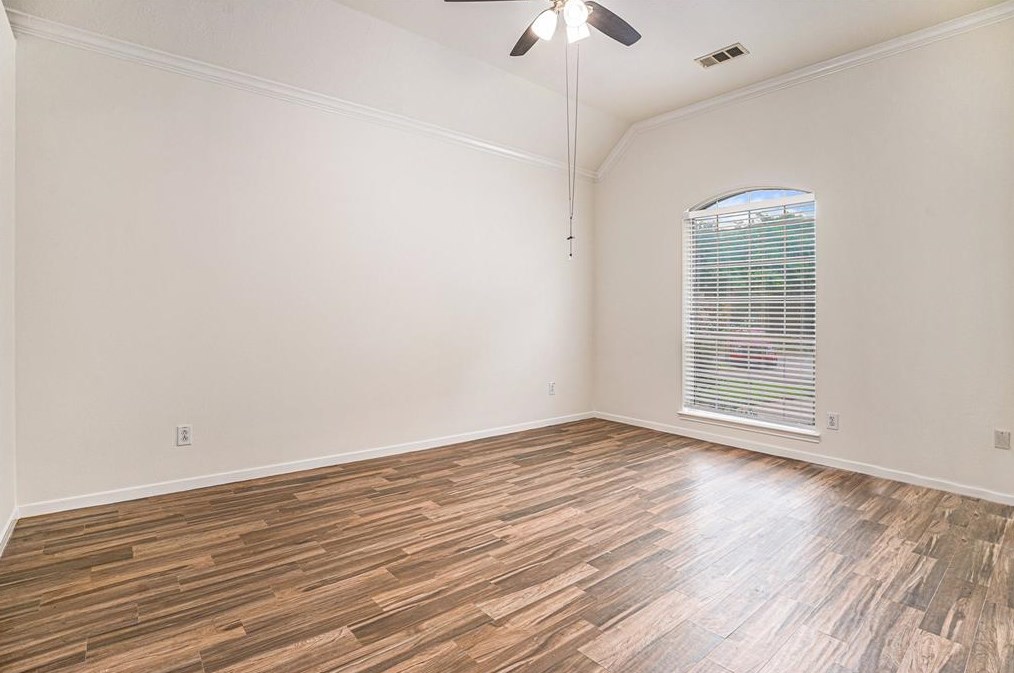 2007 Prt Brg Ln, League City TX  77573-4607 exterior