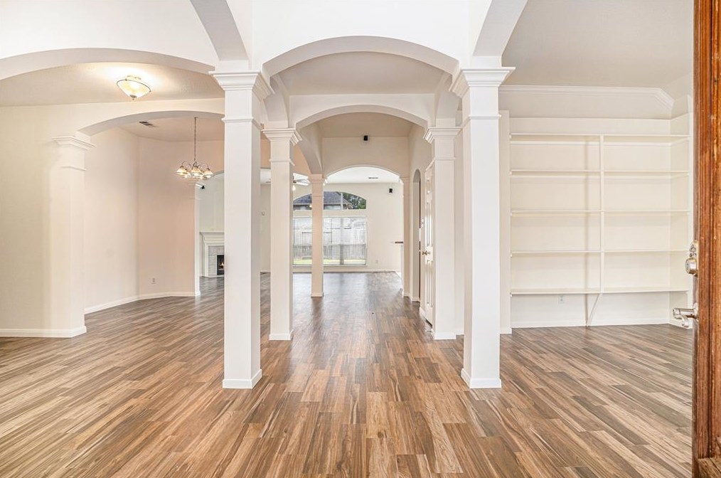 2007 Prt Brg Ln, League City TX  77573-4607 exterior