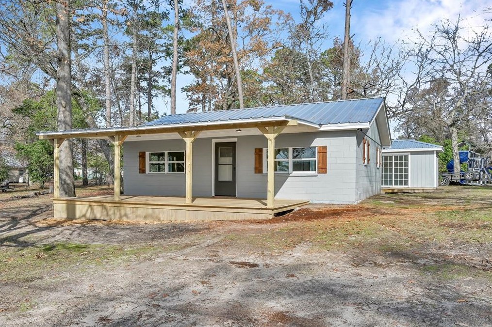 272 Sassafras Dr, Chita, TX 75862