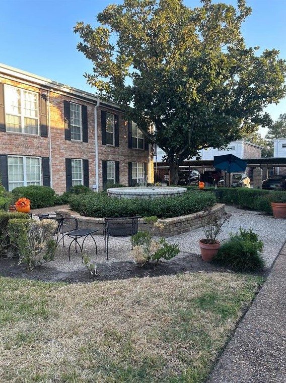 6410 Del Monte Dr, Houston TX  77057-3350 exterior