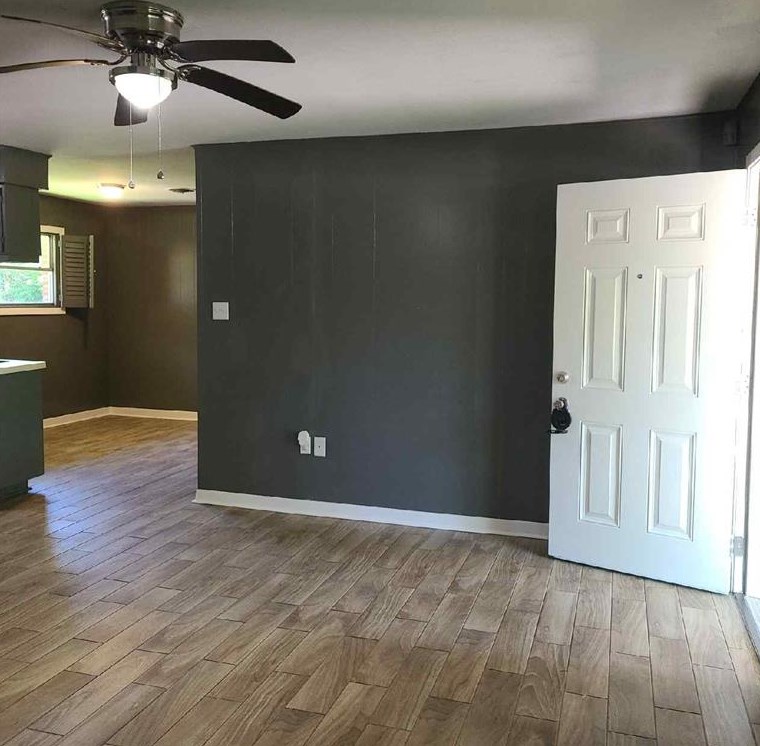 807 Murrill St, Baytown TX  77520-4417 exterior