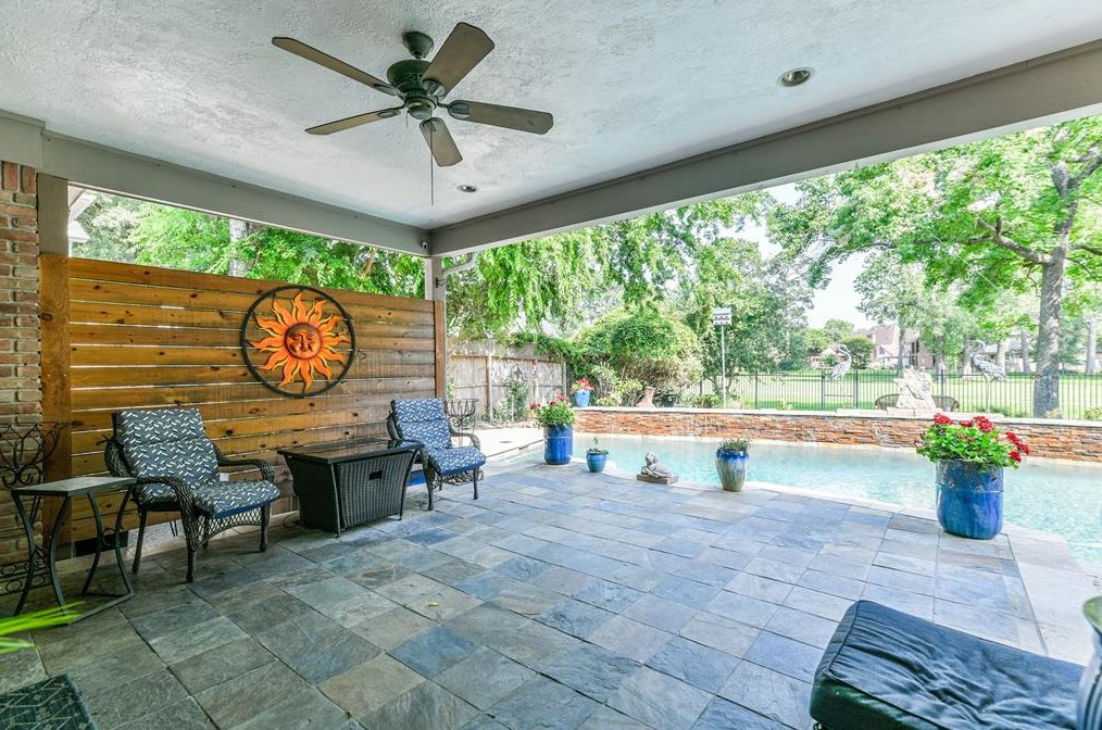 8418 Atascocita Lk Way, Humble TX 77346-1785 exterior