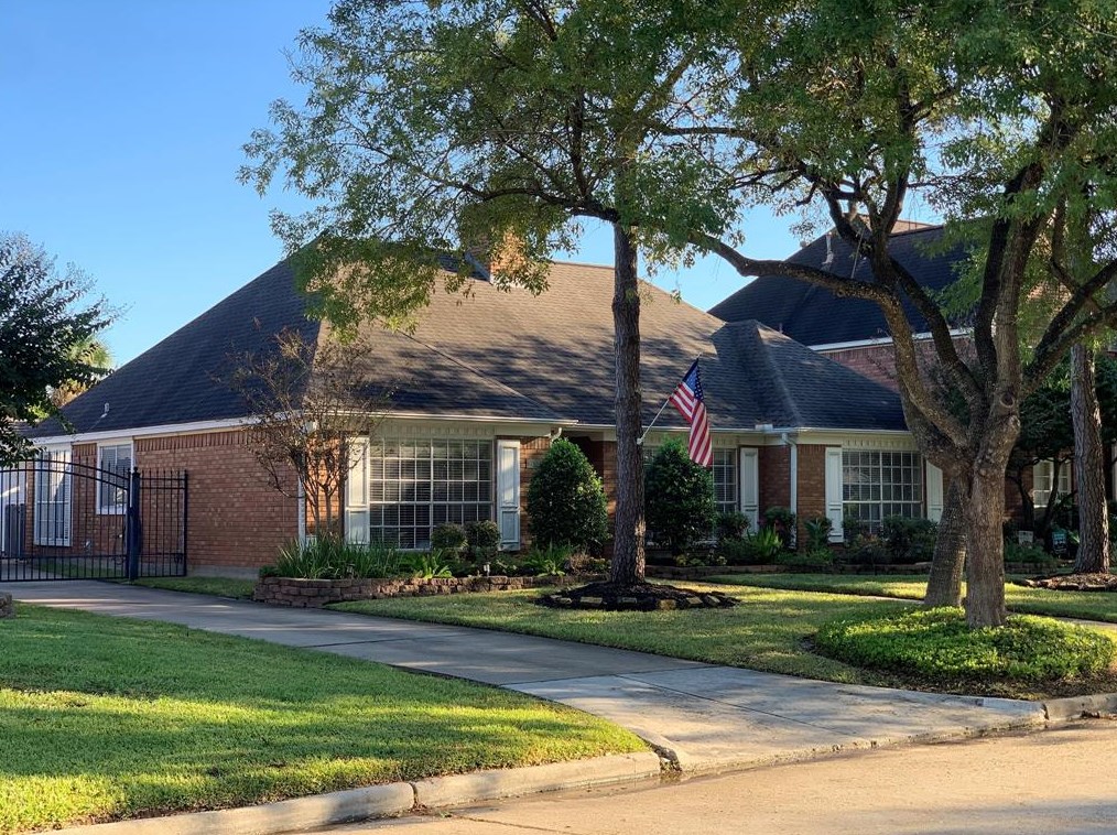16106 Peach Bough Ln, Houston, TX 77095-4061