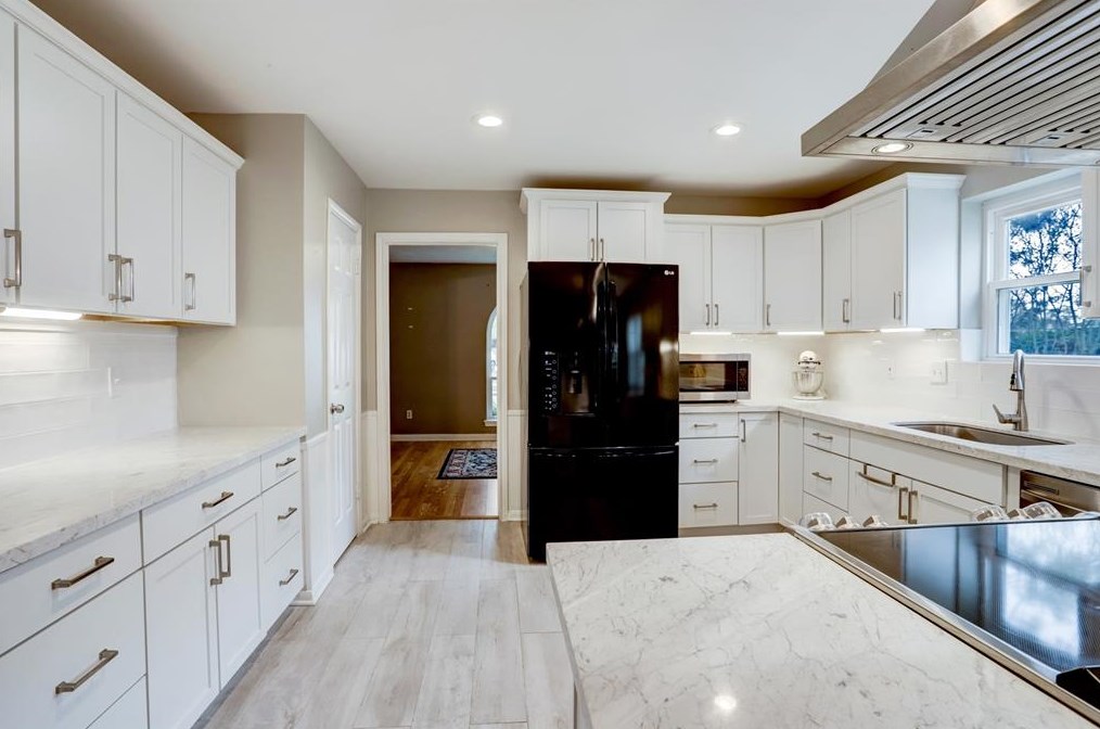 12210 Whittington Dr, Houston TX  77077-4841 exterior
