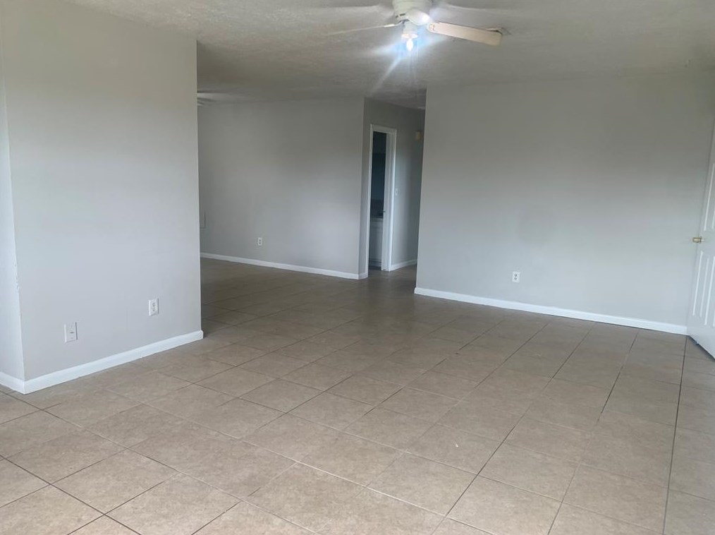 10 Ashleyville Rd, Baytown, TX 77521