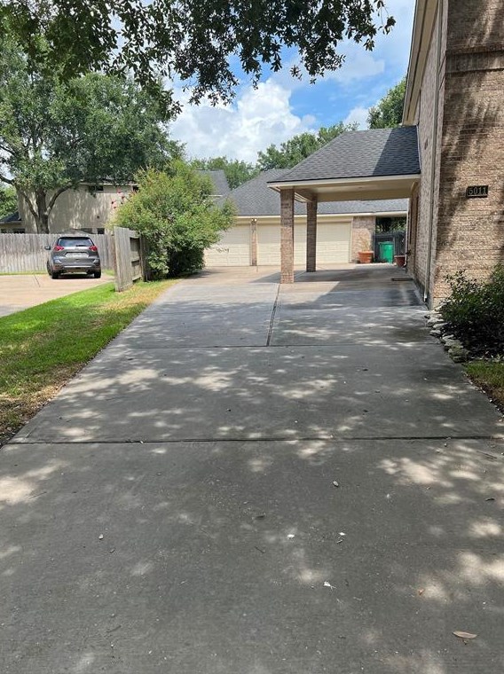 5011 Quiet Falls Ct, Katy TX  77450-8103 exterior