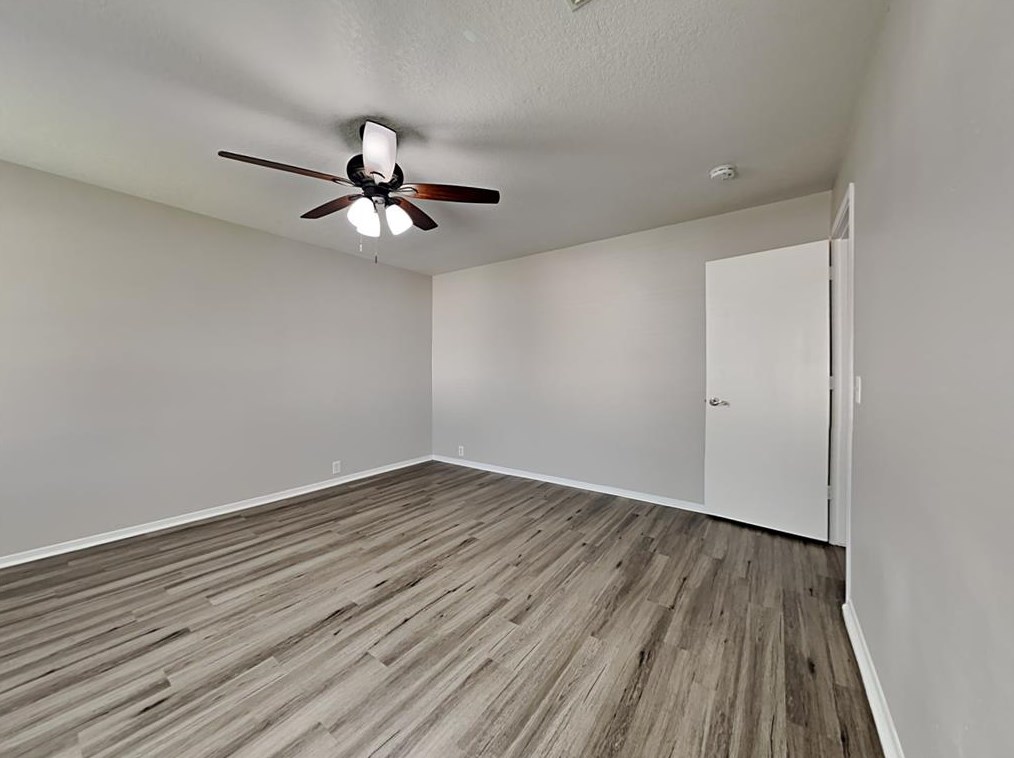 3239 Dartmouth Field Ln, Fresno, TX 77545