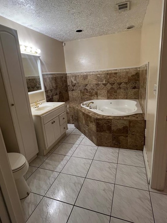 5030 Denoron Dr, Houston TX  77048-1506 exterior