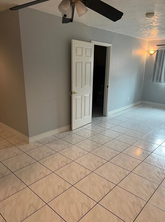 5030 Denoron Dr, Houston, TX 77048