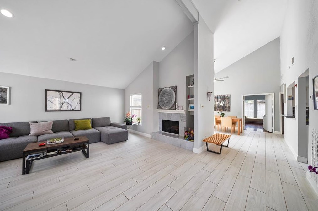 12800 Briar Forest Dr #143, Houston, TX 77077