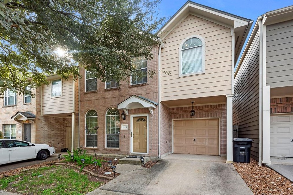 323 Plaza Del Sol Park, Houston, TX 77020
