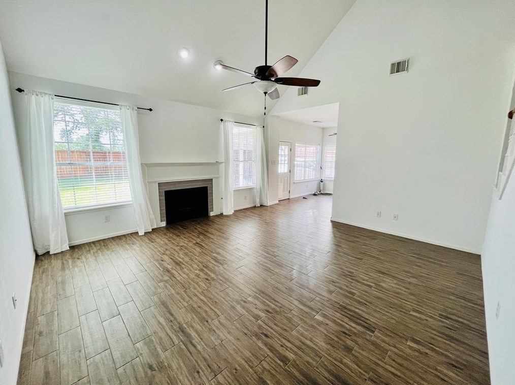 5435 Davids Bend Dr, Sugar Land TX  77479-5703 exterior