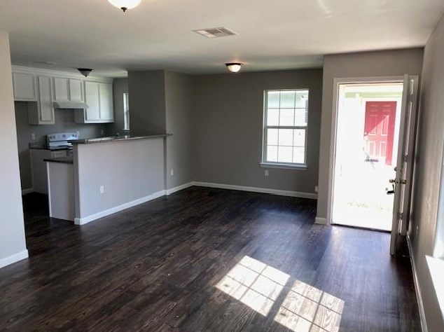 7607 Dyer St, Houston, TX 77088