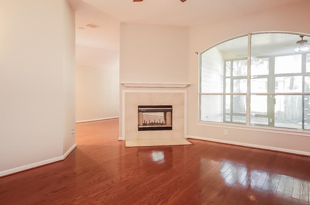 111 N Rambling Ridge Pl, Conroe, TX 77385
