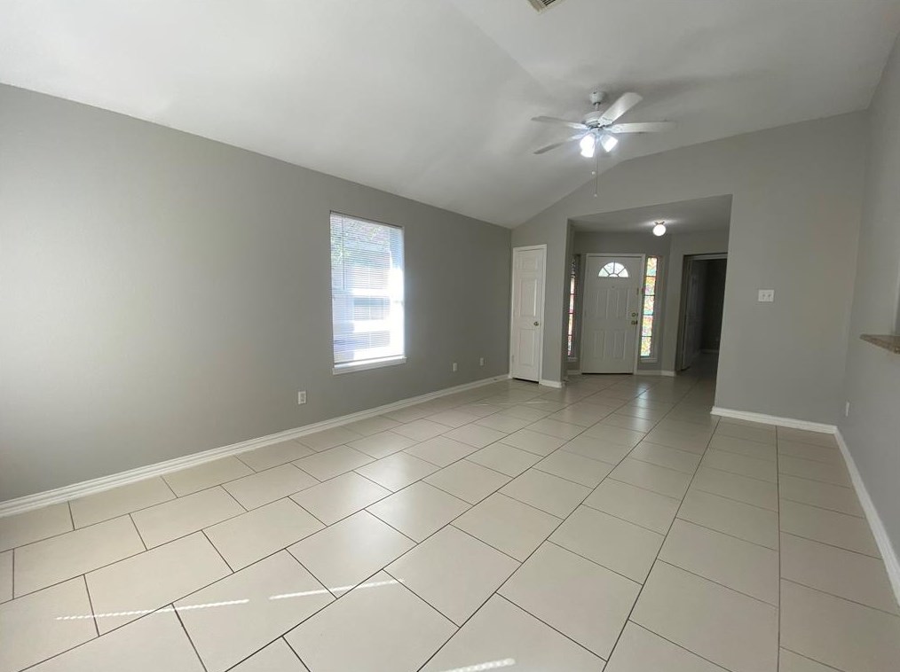4046 Cary Creek Dr, Baytown TX  77521-2635 exterior