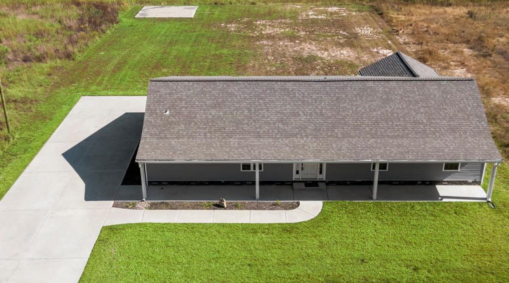 10025 Plum Grove Rd, Cleveland, TX 77327-5266