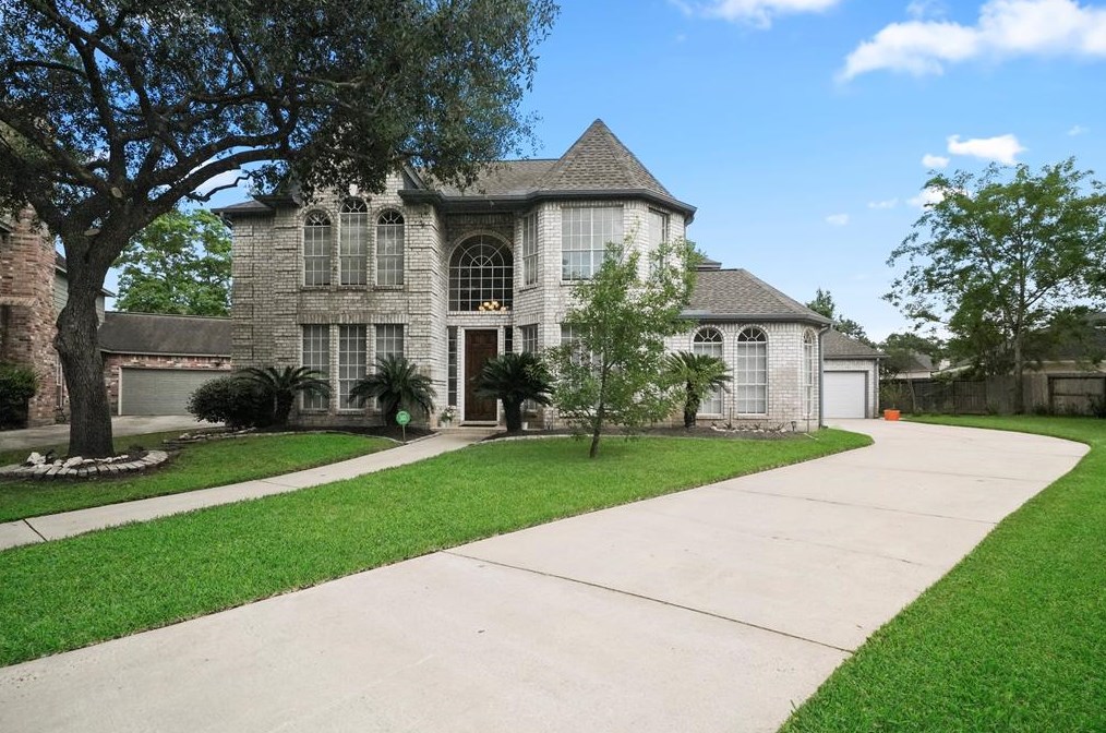 17910 Saint Helen Ct, Spring, TX 77379-6151