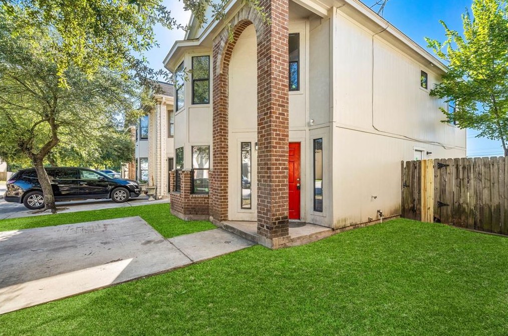 3018 La Estancia Ln, Houston, TX 77093-5660