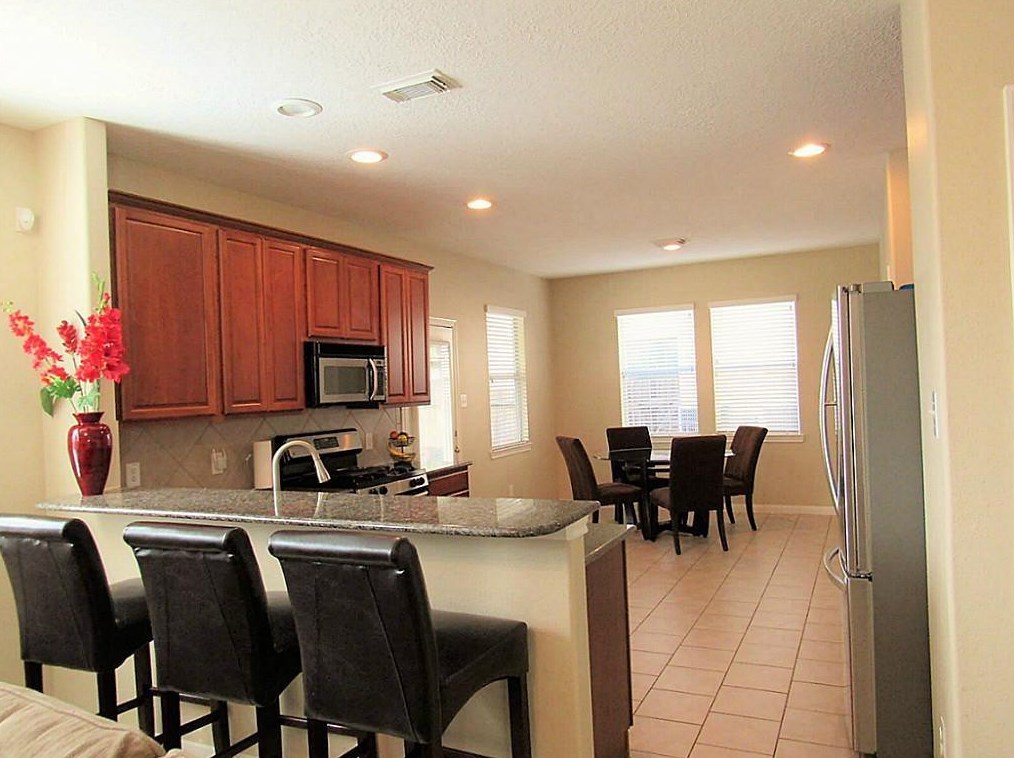 119 Spinning Wheel Cir, Spring TX  77382-1449 exterior