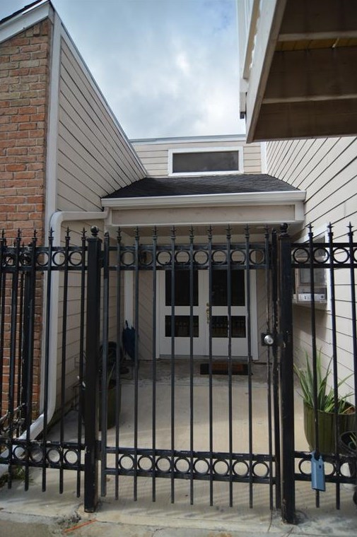 1510 S Kirkwood Rd, Houston, TX 77077