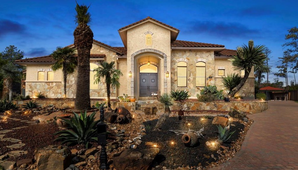 15 Post Shadow Estate Ct, Spring, TX 77389-4970