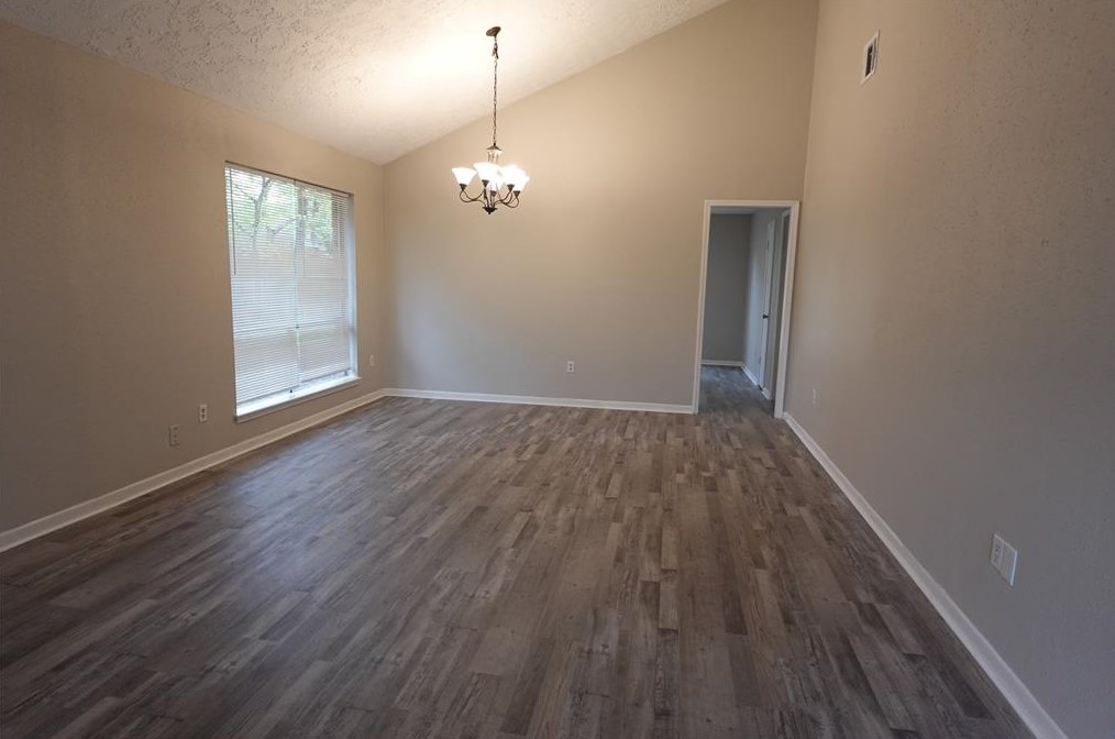 6811 Silver Star Dr, Houston, TX 77086