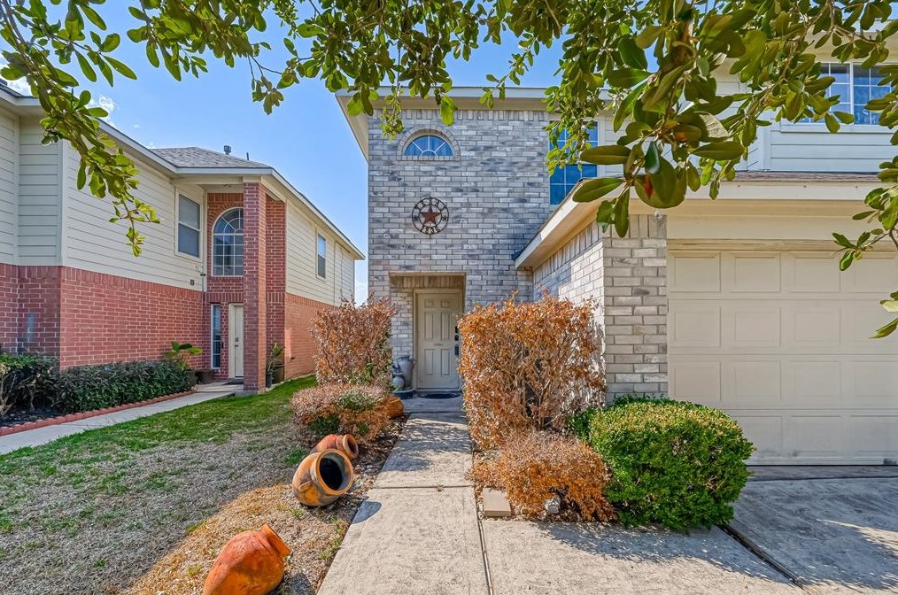 13510 Ryan Ridge Ln, Houston, TX 77044-5672