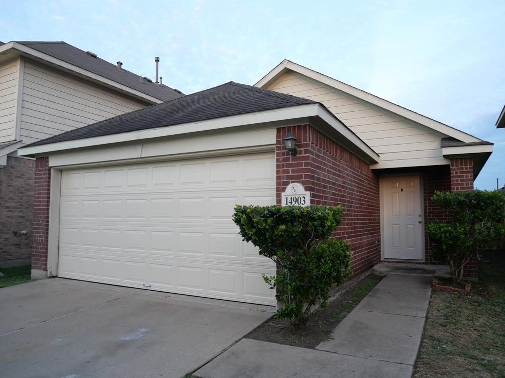 14903 Aberdeen Meadow Ln, Houston, TX 77053