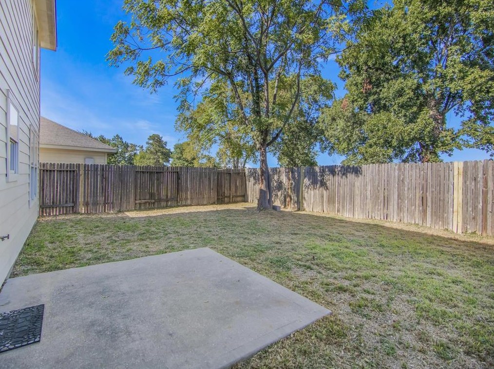 22302 Queenbury Hl Dr, Houston TX  77073-5682 exterior